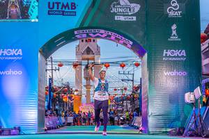 BIB: 010, 5443
                            <button type="button" onclick="openModal(21795064)" class="btn btn-primary btn-sm float-right btn-popup" data-toggle="modal" data-target=".modal-high-quality">
                        <i class="fas fa-shopping-cart"></i> Add to Cart
                    </button>
                                            <button type="button" onclick="isThisMe(21795064, true)" class="btn btn-success btn-sm float-right btn-popup btn-isme hidden" data-toggle="tooltip" data-placement="bottom" title="นี่คือรูปของคุณใช่ไหม คลิกที่นี่เพื่อเอาเข้าอัลบั้ม">
                        <i class="fas fa-plus"></i> Add to album
                    </button>
                    <button type="button" onclick="isThisMe(21795064, false)" class="btn btn-warning btn-sm float-right btn-popup btn-isnotme hidden">
                        <i class="fas fa-ban"></i> Remove from album
                    </button>